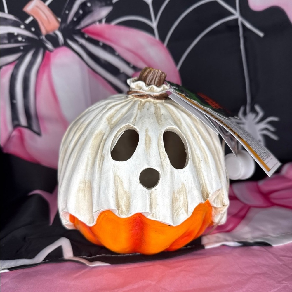 Ghost Pumpkin Halloween orange white Jack o Lantern Lights Up